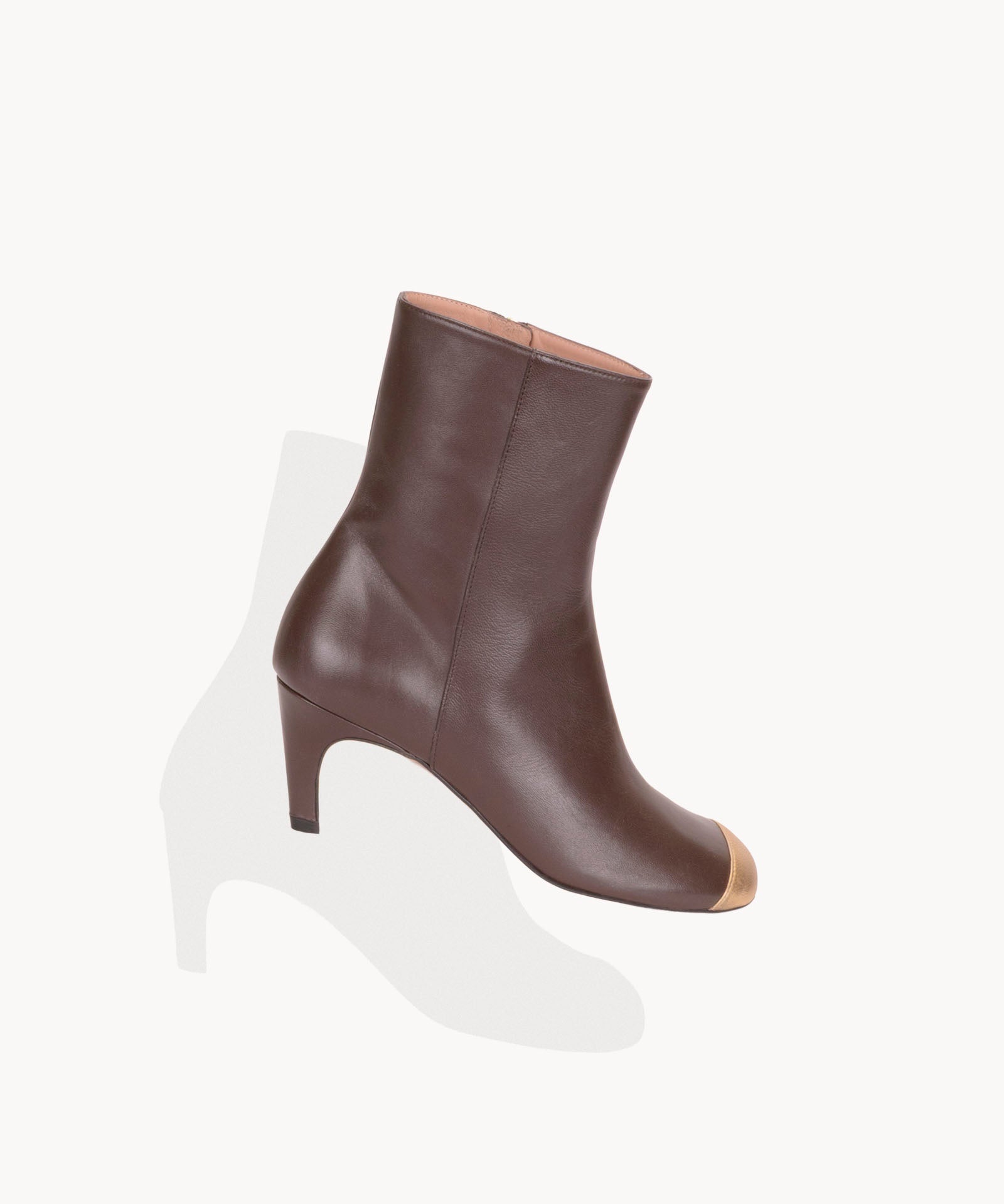 NAGORE_K._CHOCOLATE1.jpg