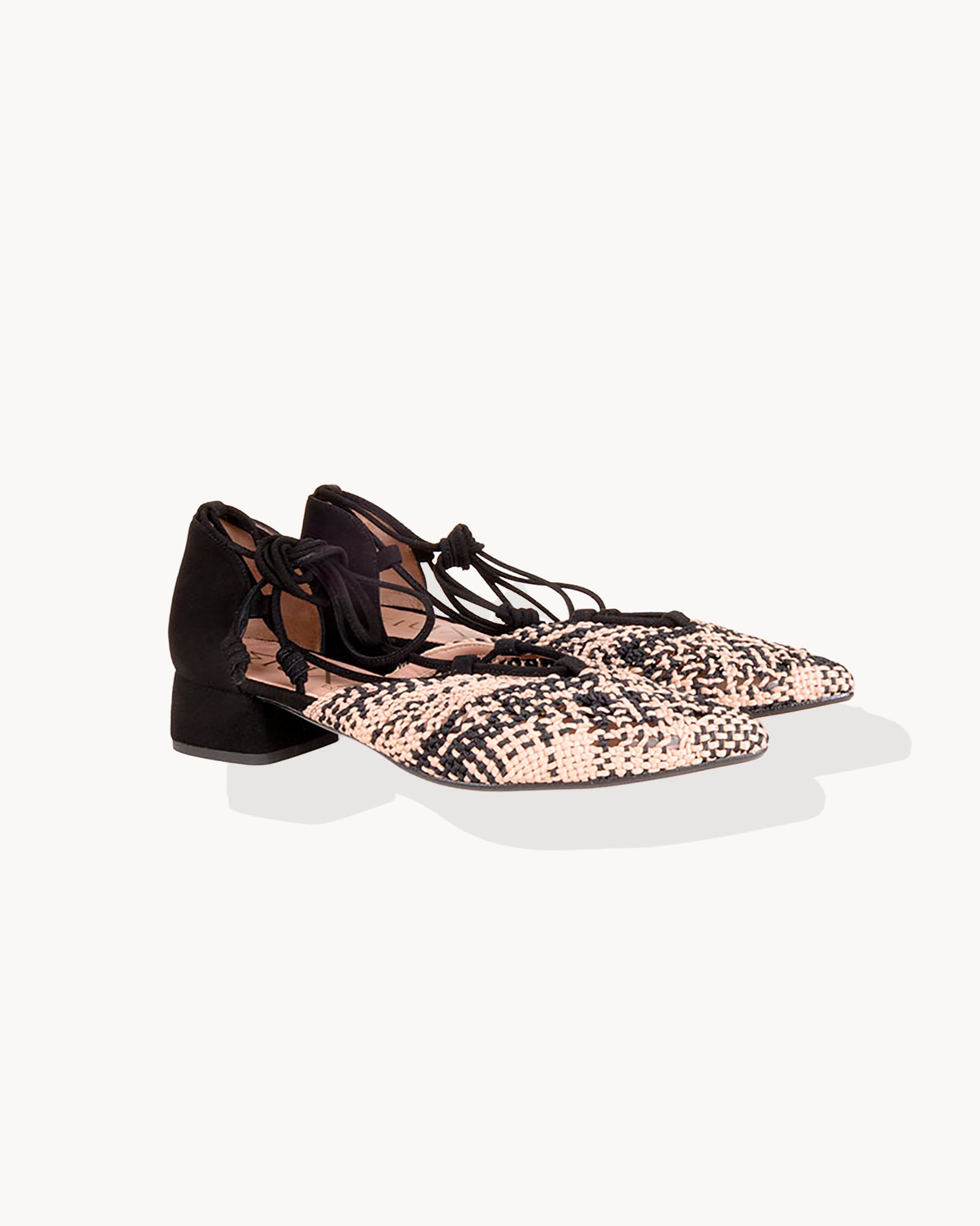 Poelia multi