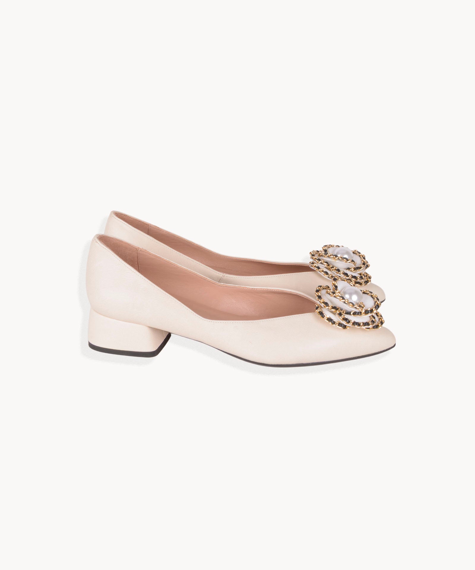 floraoffwht1.jpg